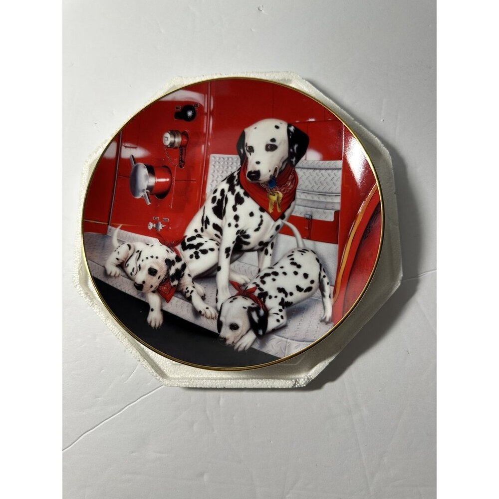 The Danbury Mint 1992 Fire Capers Three-Dog Alarm Dalmatians Plate B7300 - Picture 3 of 4